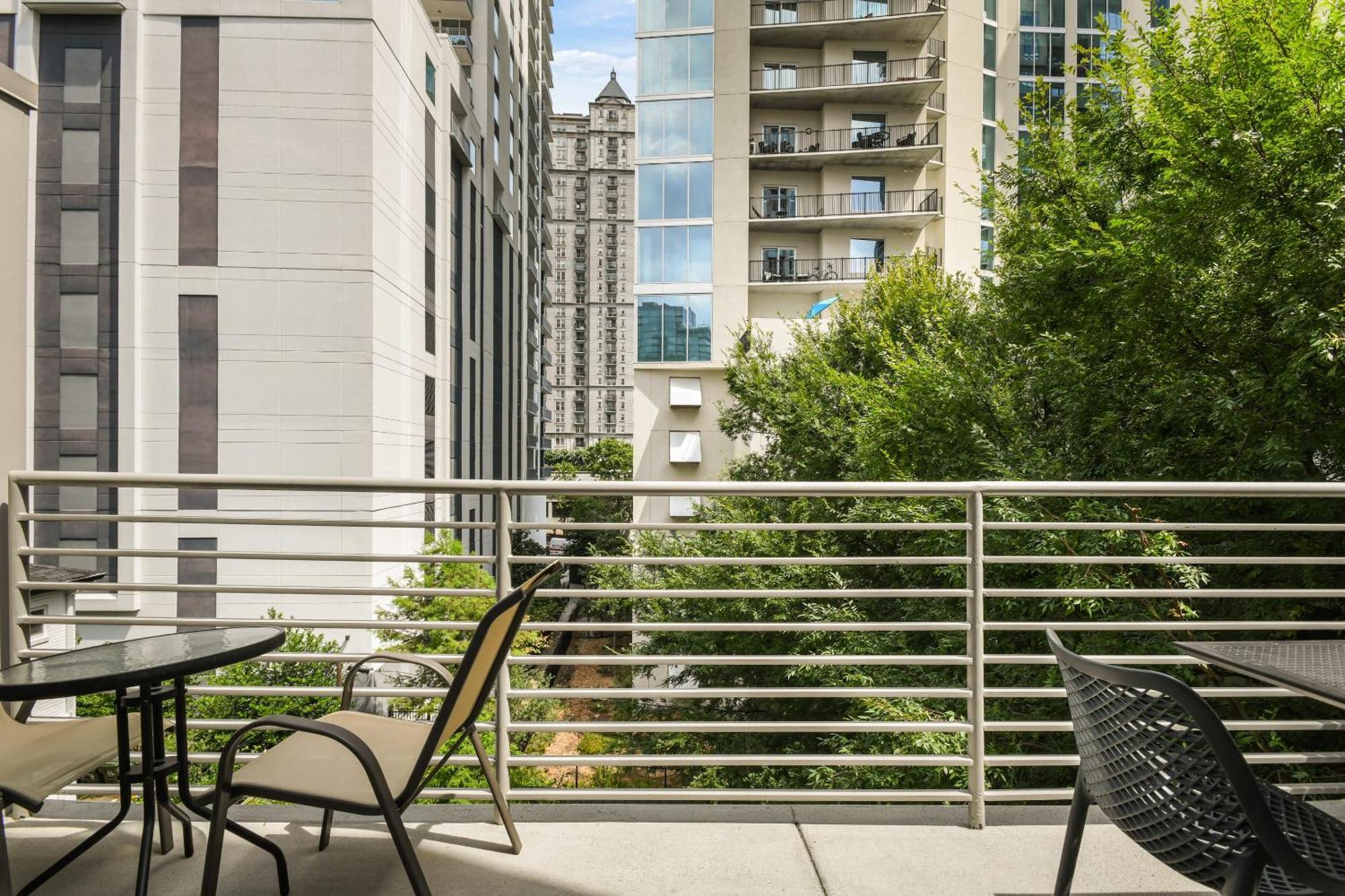 Stupendous Heart Of Piedmont Park Two Story Loft Appartement Atlanta Buitenkant foto