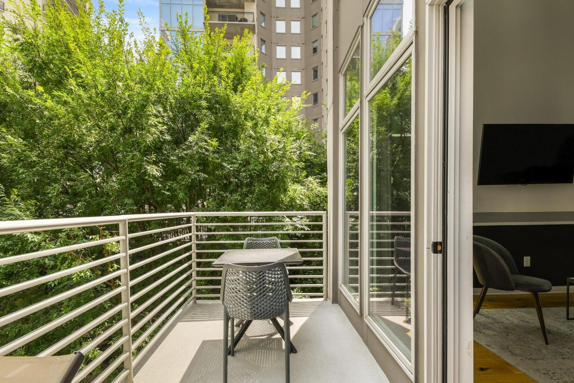 Stupendous Heart Of Piedmont Park Two Story Loft Appartement Atlanta Buitenkant foto